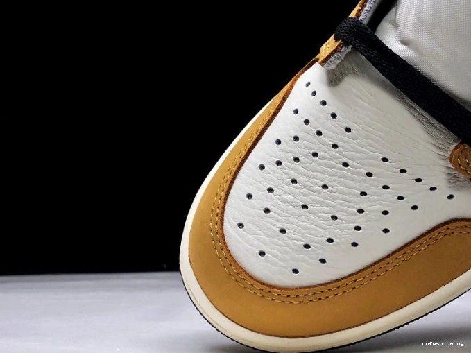 Air Year 1 of the Retro High Jordan Rookie 555088-700 OG 0831